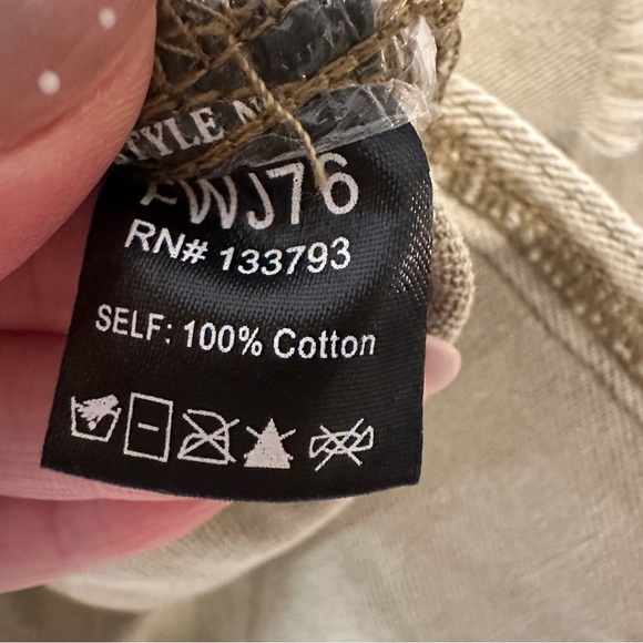 **NWT** POL Frayed Denim Button Down Shirt - Picture 8 of 12